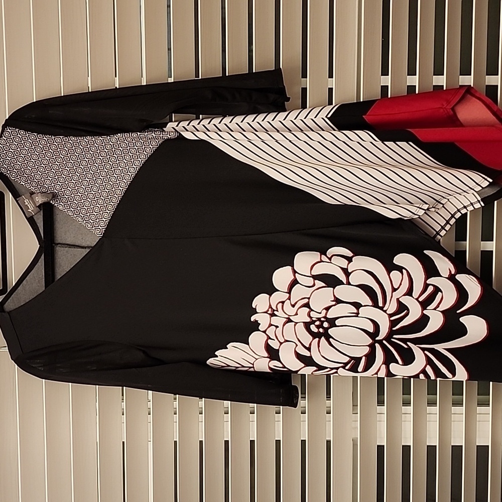 Chico's Knit Kit White Blackp Floral Long Sleeve Top Sz 0